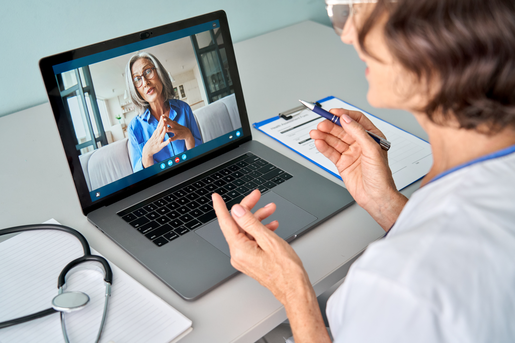 A doctor consulting with a pat